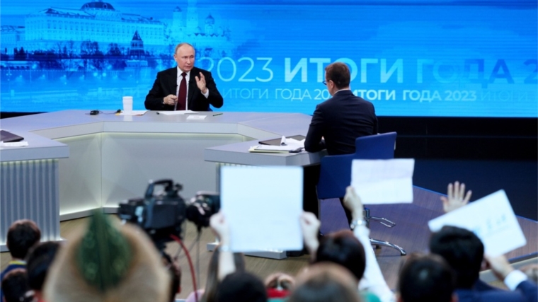 Президент России Владимир Путин: «Спорт вне политики, он призван объединять людей»